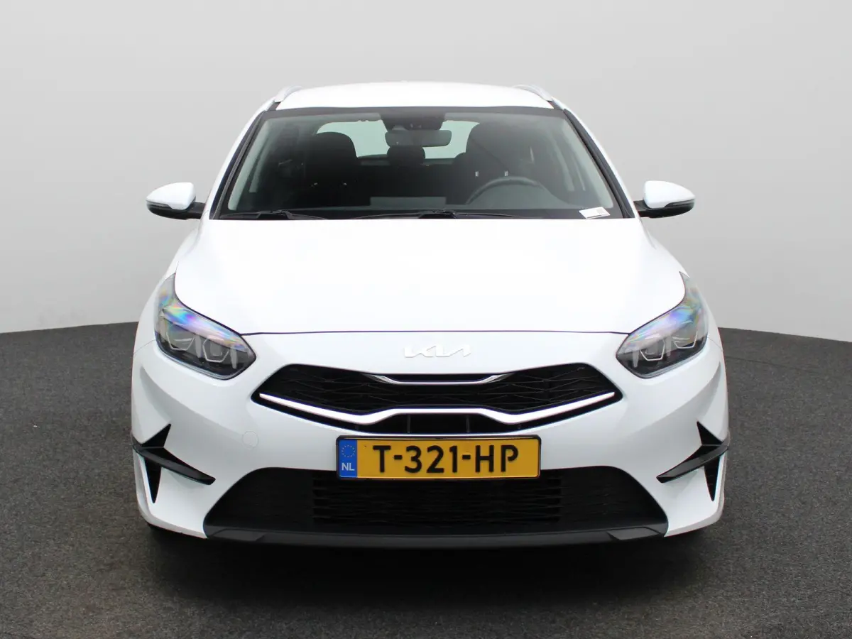 1.0 T-GDi MHEV DynamicLine | CAMERA | PARKEERSENSOREN | CLIMATE CONTROL | APPLE CARPLAY | LMV | CRUISE CONTROL |
