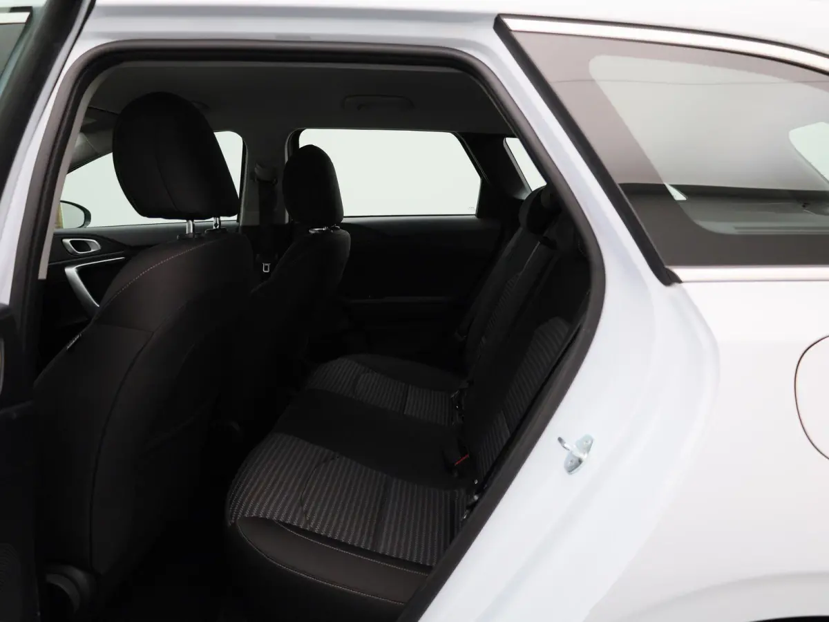 1.0 T-GDi MHEV DynamicLine | CAMERA | PARKEERSENSOREN | CLIMATE CONTROL | APPLE CARPLAY | LMV | CRUISE CONTROL |
