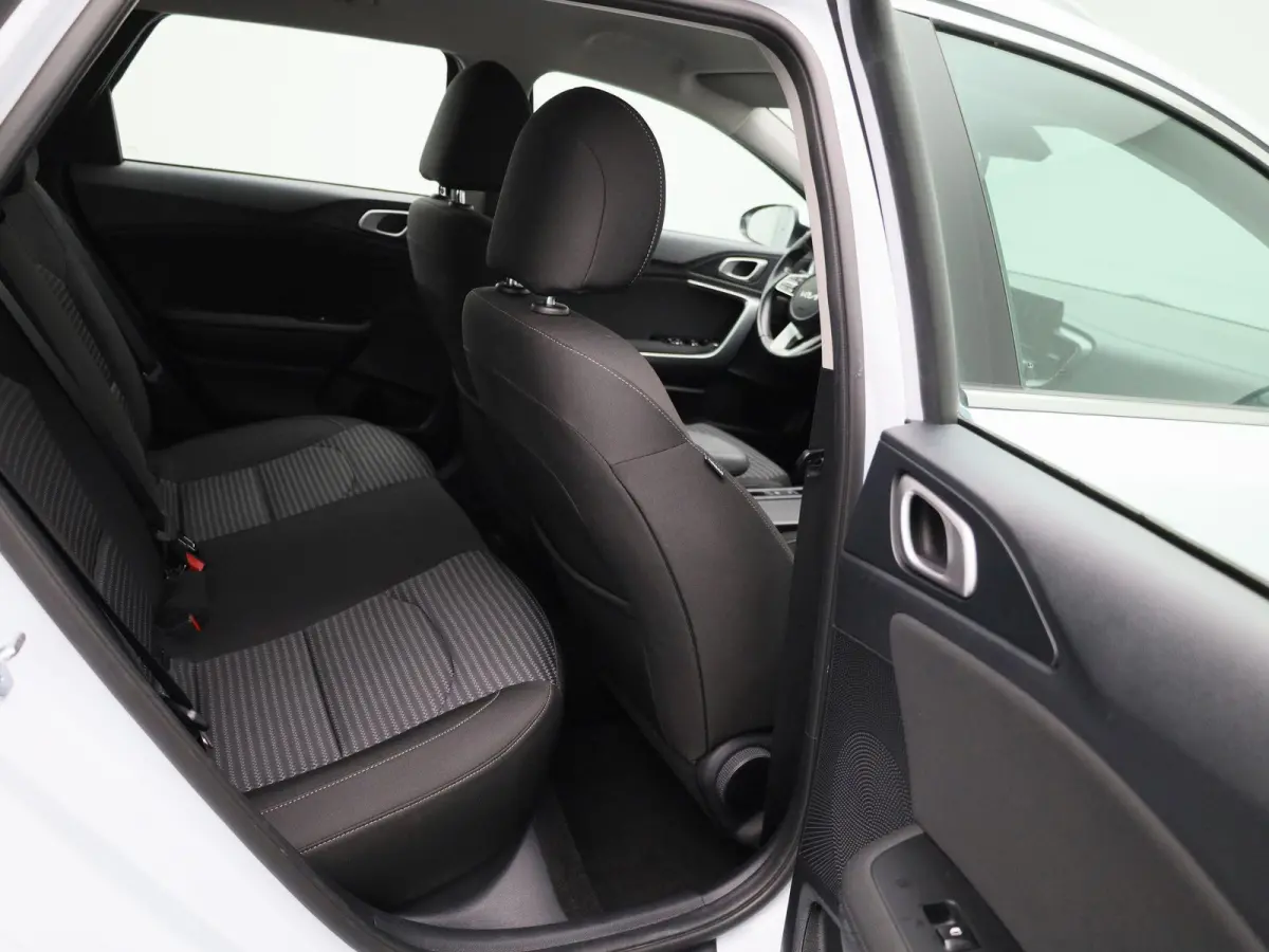1.0 T-GDi MHEV DynamicLine | CAMERA | PARKEERSENSOREN | CLIMATE CONTROL | APPLE CARPLAY | LMV | CRUISE CONTROL |