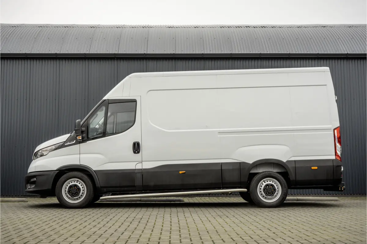 **35S14V 2.3 L2H2 | Automaat | Euro 6 | Cruise | Climate | 3500 KG Trekgewicht | Trekhaak**