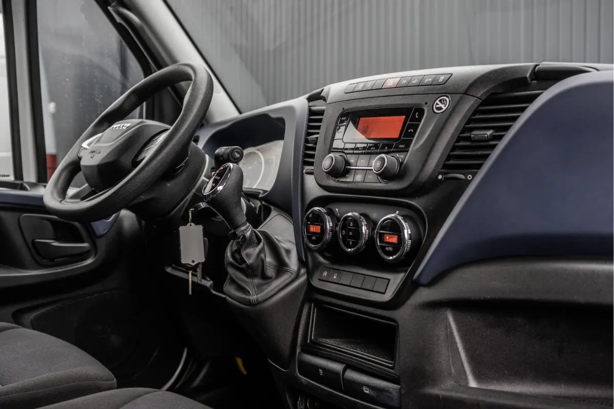 **35S14V 2.3 L2H2 | Automaat | Euro 6 | Cruise | Climate | 3500 KG Trekgewicht | Trekhaak**