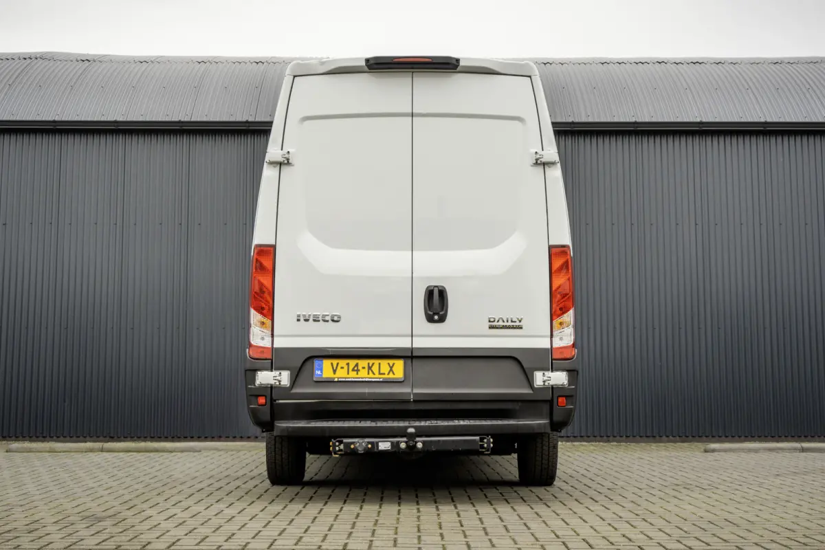 **35S14V 2.3 L2H2 | Automaat | Euro 6 | Cruise | Climate | 3500 KG Trekgewicht | Trekhaak**