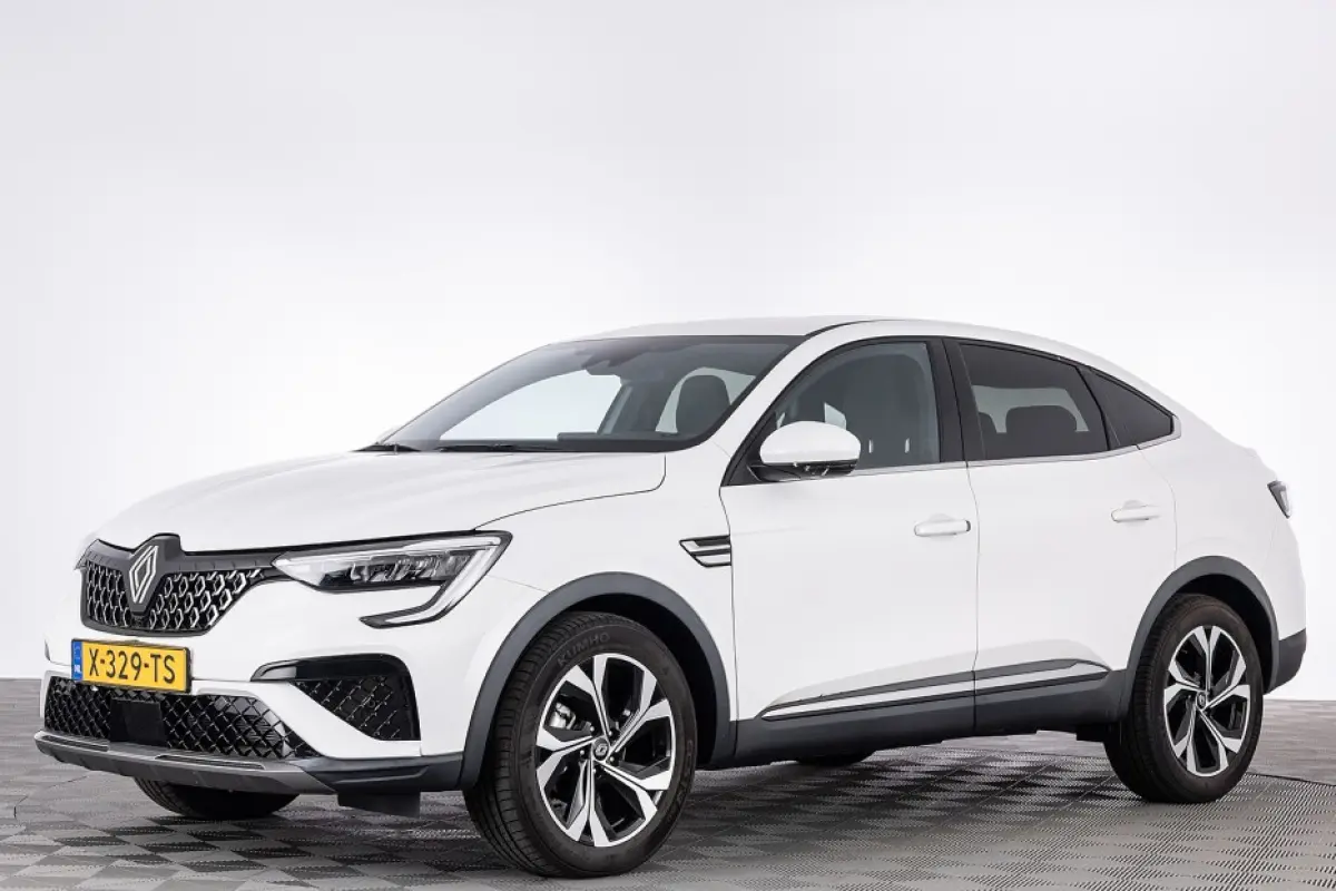 1.6 E-Tech full hybrid 145 techno *UNIEKE KM-STAND* ✅ 1e Eigenaar