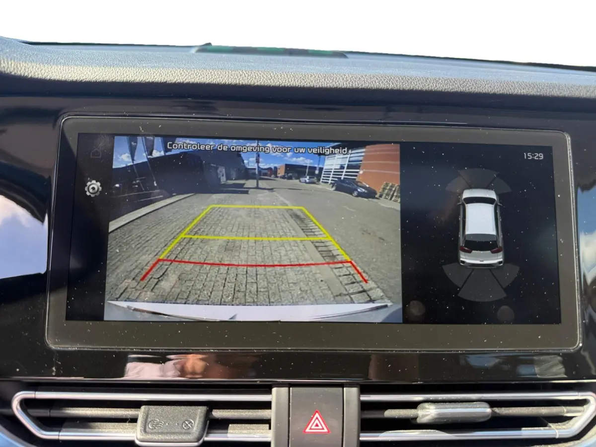 ExecutiveLine 64 kWh Meest luxe uitvoering | 1e Eigenaar | Dealer onderhouden | 3 Fase laden | Allseason banden | Metallic lak | Fabrieksgarantie | NAP