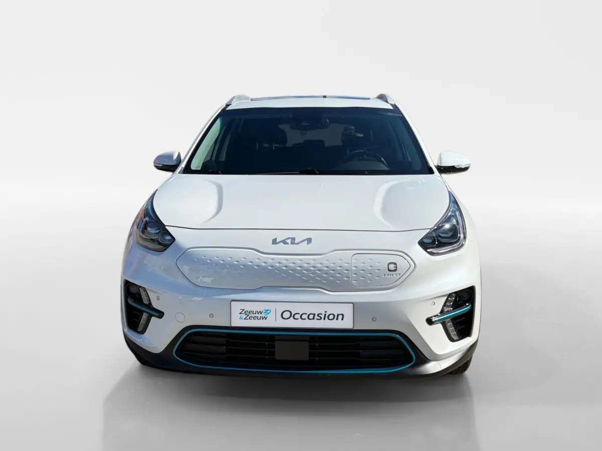 ExecutiveLine 64 kWh Meest luxe uitvoering | 1e Eigenaar | Dealer onderhouden | 3 Fase laden | Allseason banden | Metallic lak | Fabrieksgarantie | NAP