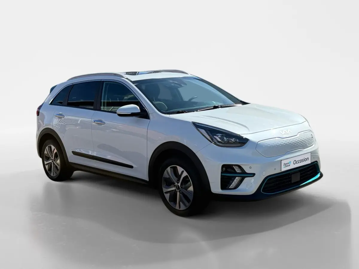 ExecutiveLine 64 kWh Meest luxe uitvoering | 1e Eigenaar | Dealer onderhouden | 3 Fase laden | Allseason banden | Metallic lak | Fabrieksgarantie | NAP