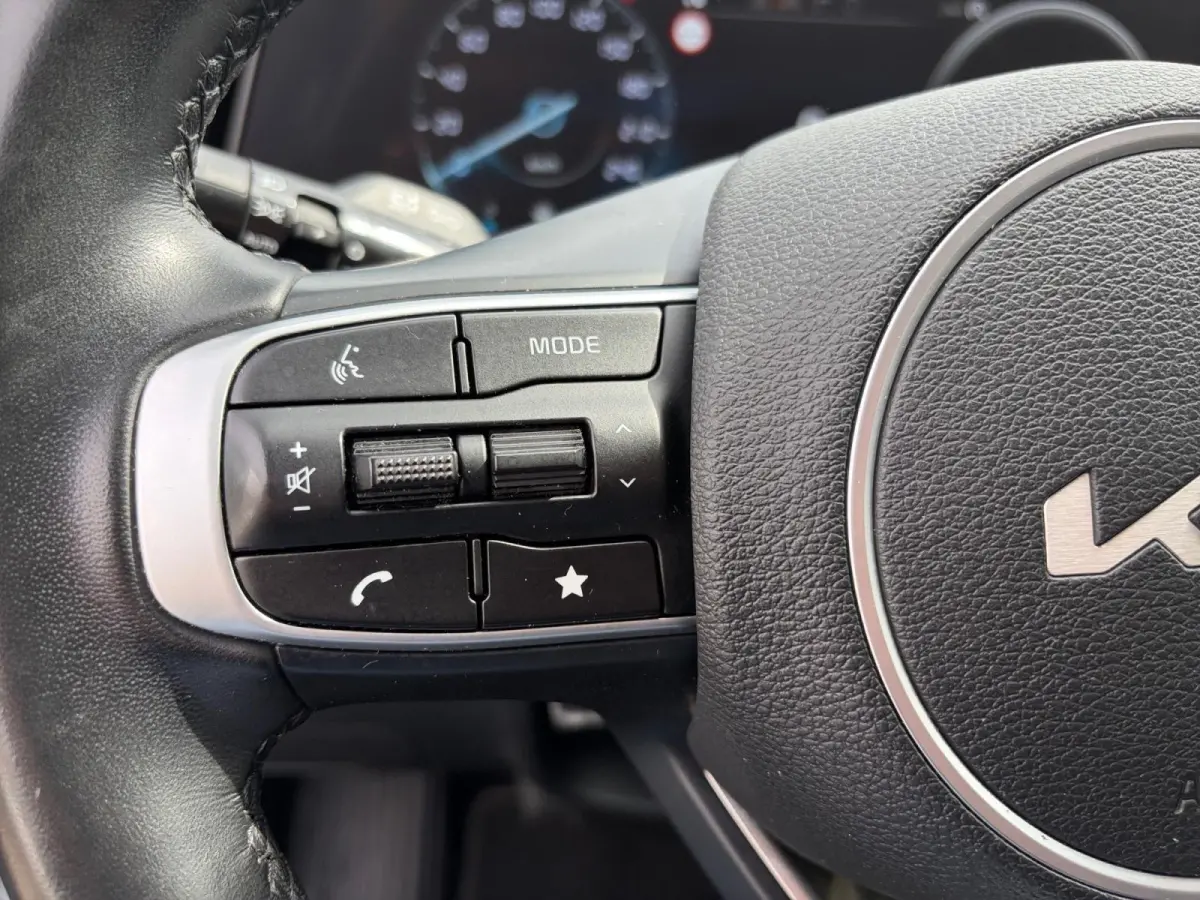 1.6 T-GDi MHEV DynamicLine | APPLE CARPLAY/ ANDROID AUTO | NAVI | DAB+ | CAMERA | HANDGESCHAKELD | ORIGINEEL NL | 150PK | 1.650KG TREKGEWICHT | NETTE AUTO |