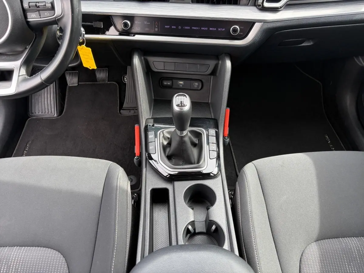 1.6 T-GDi MHEV DynamicLine | APPLE CARPLAY/ ANDROID AUTO | NAVI | DAB+ | CAMERA | HANDGESCHAKELD | ORIGINEEL NL | 150PK | 1.650KG TREKGEWICHT | NETTE AUTO |
