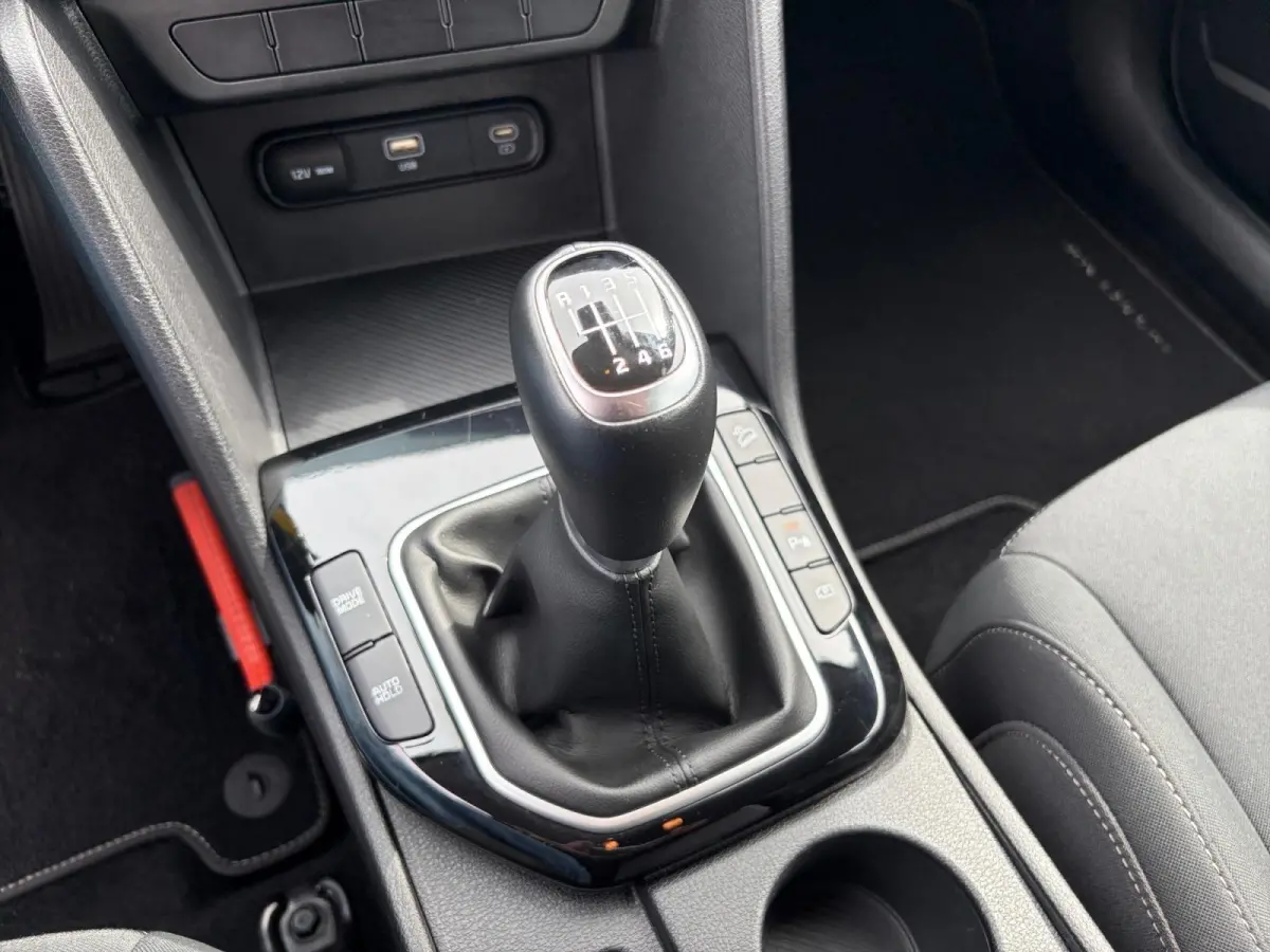 1.6 T-GDi MHEV DynamicLine | APPLE CARPLAY/ ANDROID AUTO | NAVI | DAB+ | CAMERA | HANDGESCHAKELD | ORIGINEEL NL | 150PK | 1.650KG TREKGEWICHT | NETTE AUTO |