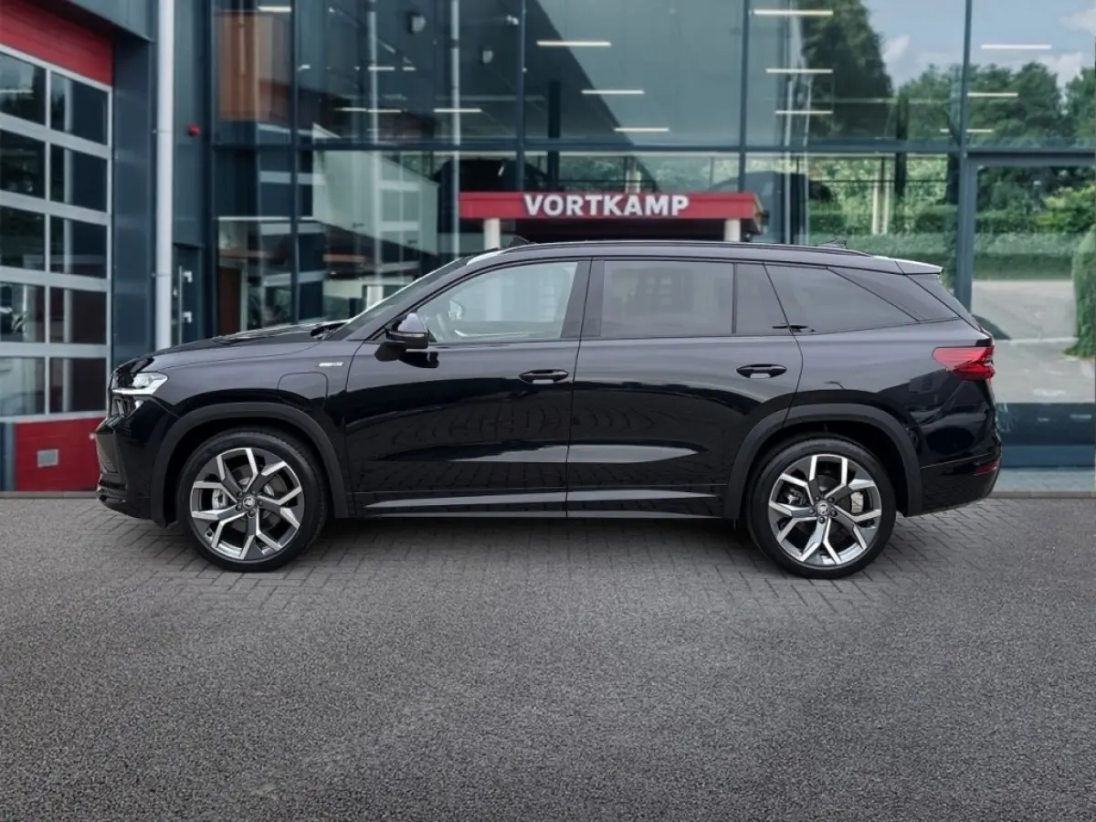 1.5 TSI PHEV SPORTLINE FISCAAL LAAG!! TREKHAAK/20''/PANO-DAK/ELEK-KLEP/ACC/CAMERA
