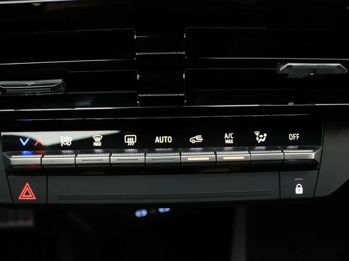 1.8 Hybrid 160 techno 360° Camera | Adapt. Cruise | Parkeersens. v+a | Stoelverw. | 18" velgen