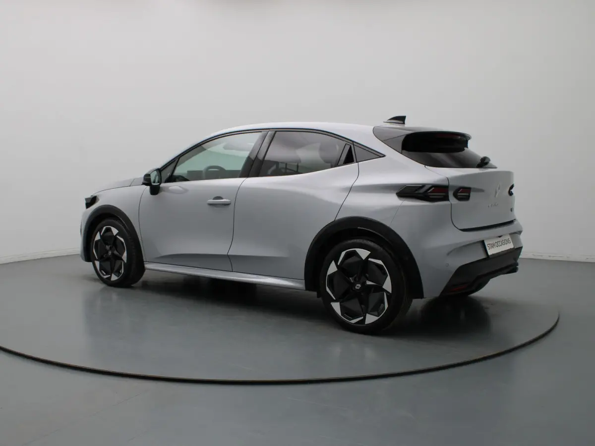 1.8 Hybrid 160 techno 360° Camera | Adapt. Cruise | Parkeersens. v+a | Stoelverw. | 18" velgen