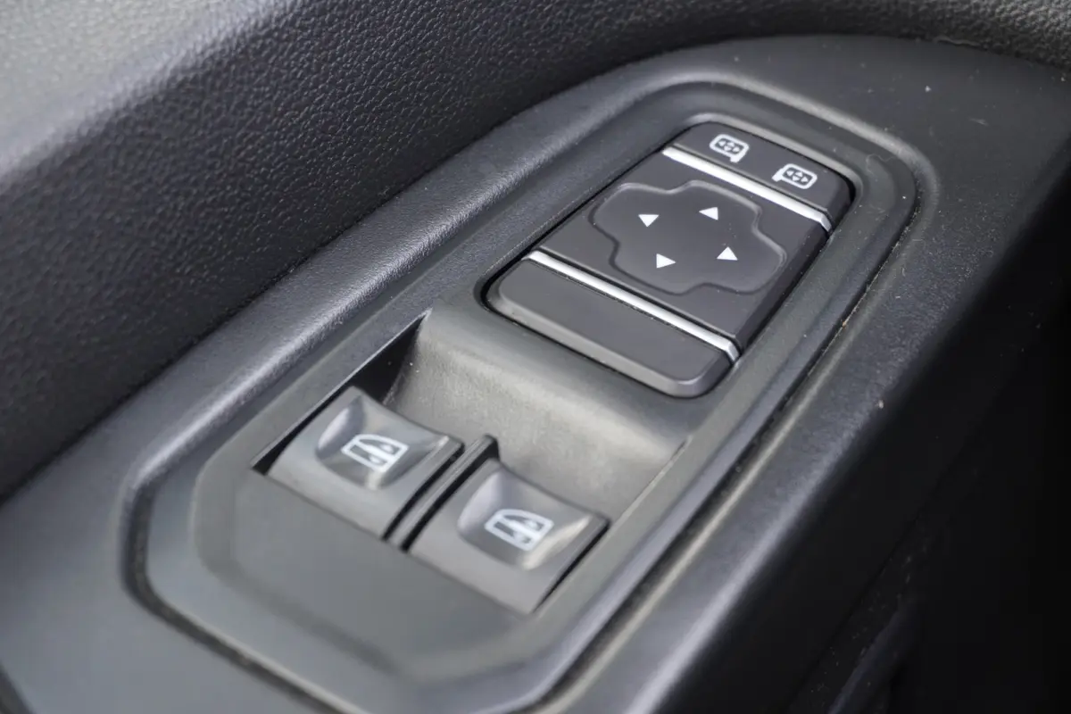 2.0 dCi 110PK EURO 6 - Airco - Navi - Cruise - €13.499,- Excl.