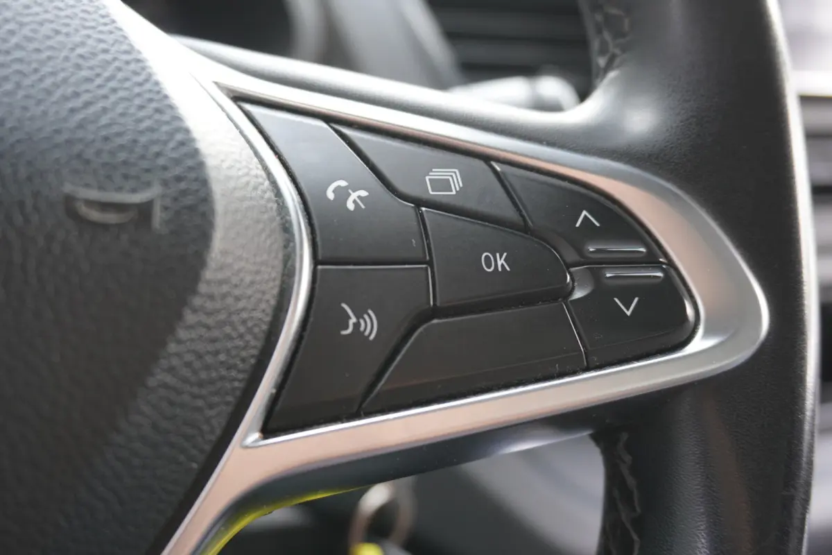 2.0 dCi 110PK EURO 6 - Airco - Navi - Cruise - €13.499,- Excl.