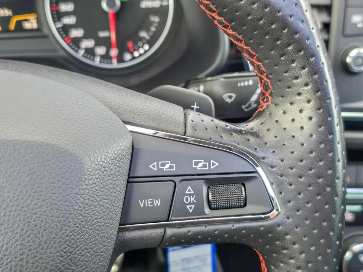 1.8 FR AUTOMAAT|PANO|BEATS|ACC|CARPLAY