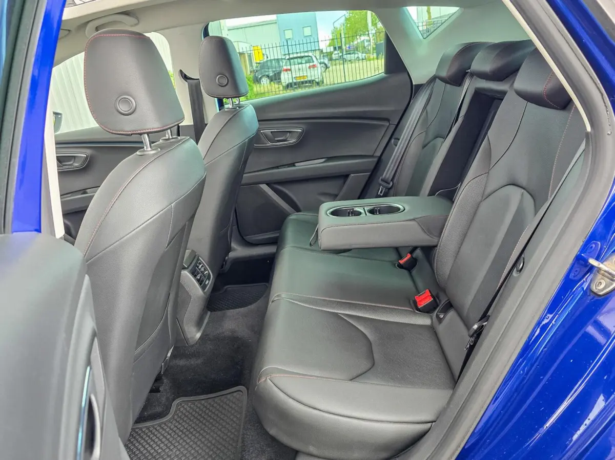 1.8 FR AUTOMAAT|PANO|BEATS|ACC|CARPLAY