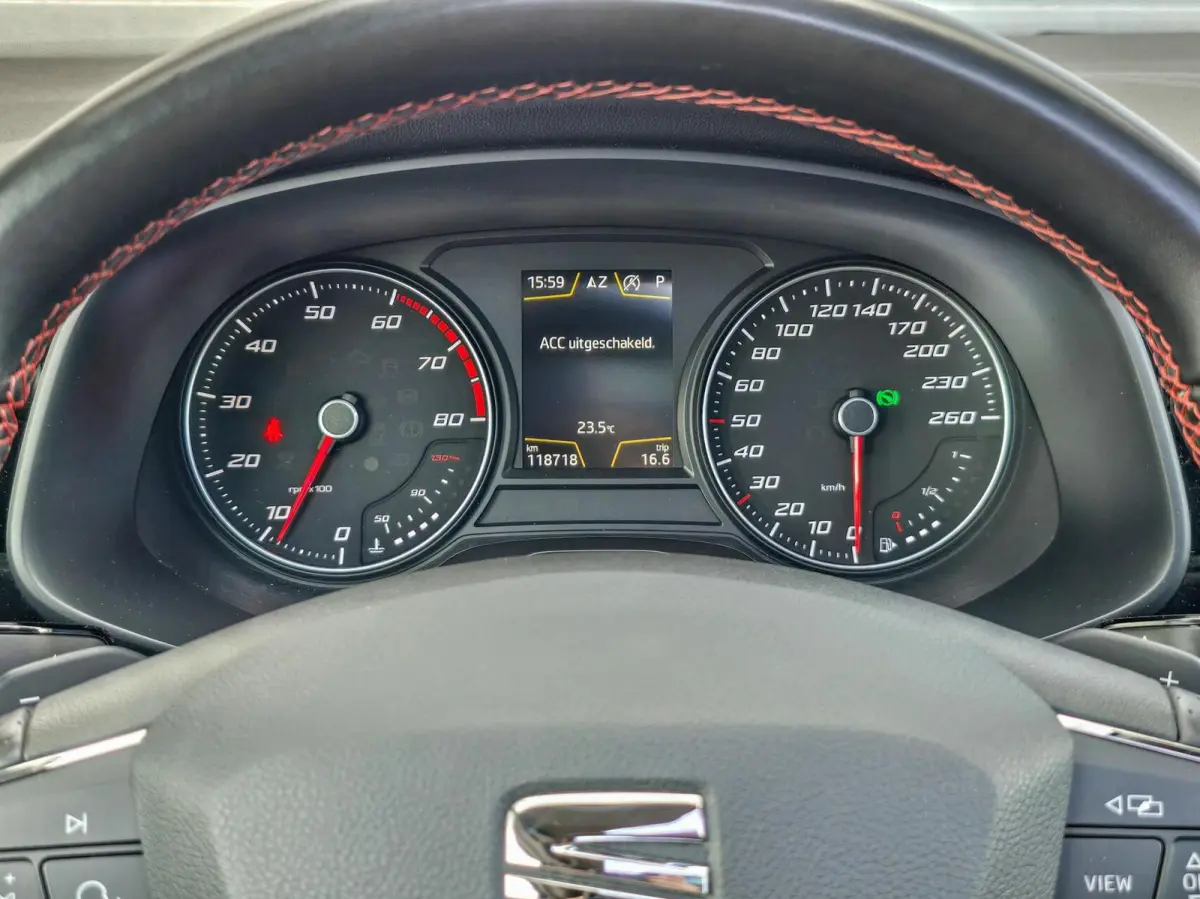 1.8 FR AUTOMAAT|PANO|BEATS|ACC|CARPLAY