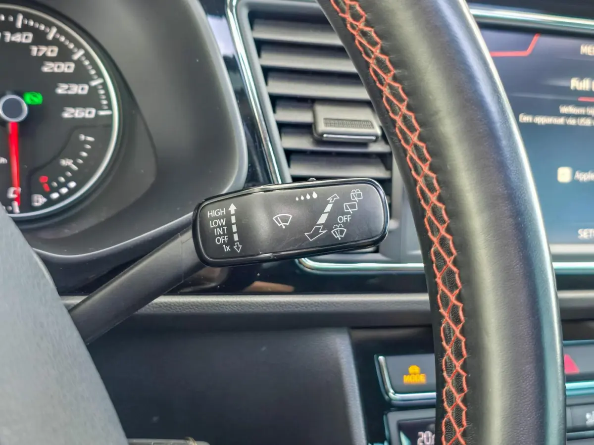 1.8 FR AUTOMAAT|PANO|BEATS|ACC|CARPLAY