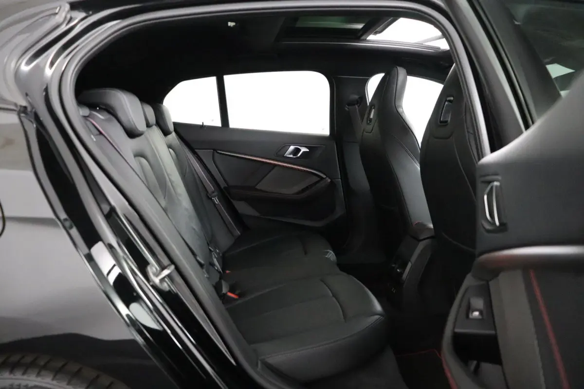 128ti Business Edition Plus High Executive | Stuurwielrandverwarming | Panoramadak | Harman Kardon | Head-Up Display | M Sportstoelen