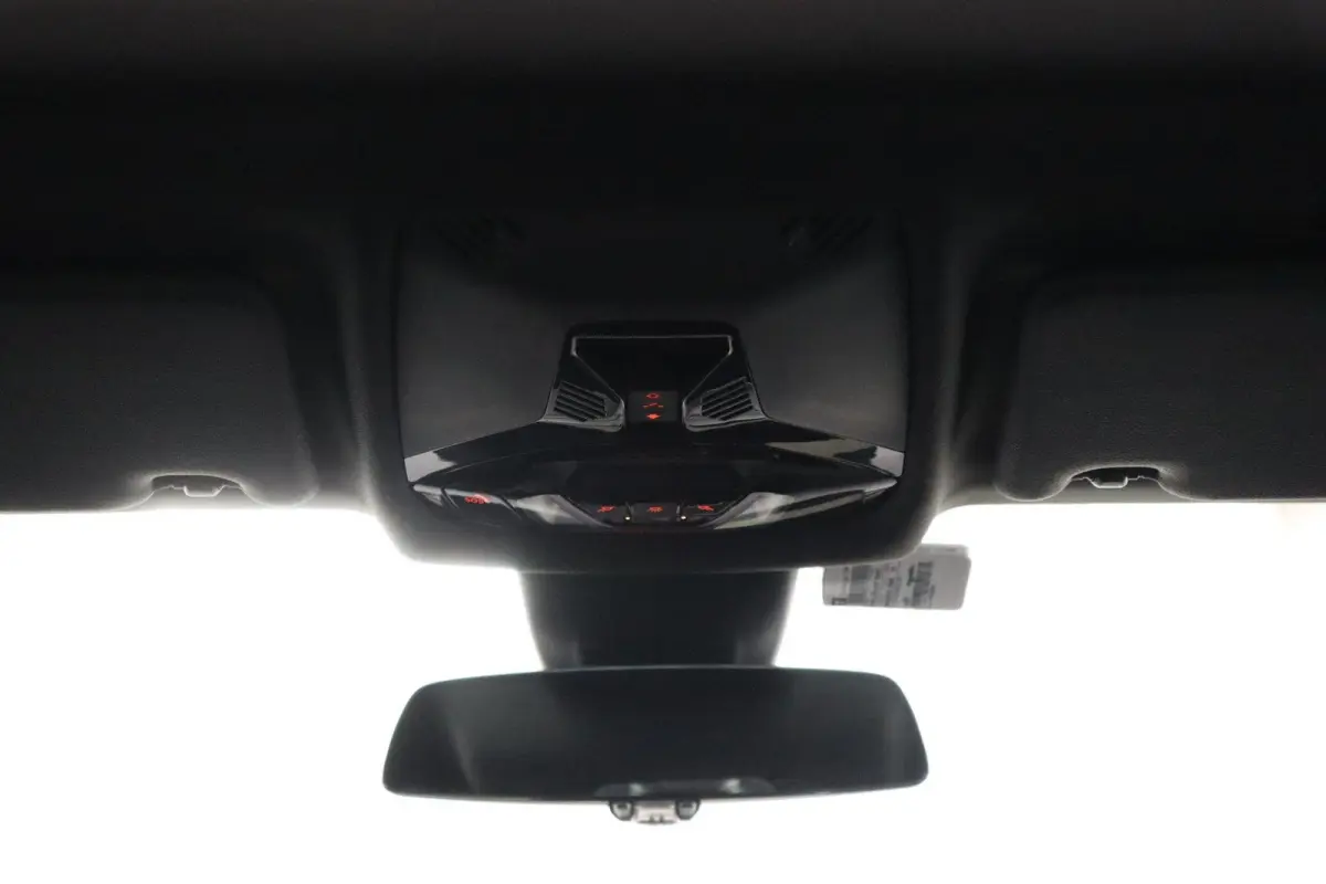 128ti Business Edition Plus High Executive | Stuurwielrandverwarming | Panoramadak | Harman Kardon | Head-Up Display | M Sportstoelen