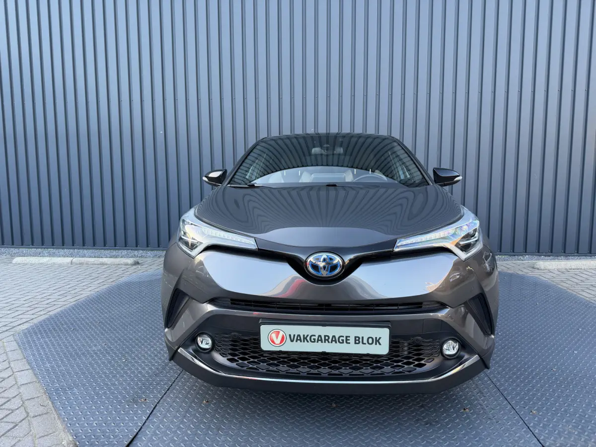 1.8 Hybrid Executive Ultimate / Bi tone | Creme Leer | JBL | LED | Allseason banden | Rijklaar!!