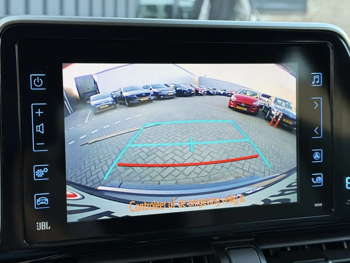 1.8 Hybrid Executive Ultimate / Bi tone | Creme Leer | JBL | LED | Allseason banden | Rijklaar!!
