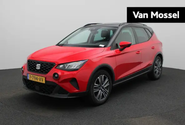 1.0 TSI Style Business Intense | Apple Carplay / Android Auto | Parkeersensoren | Stoelverwarming | Trekhaak |