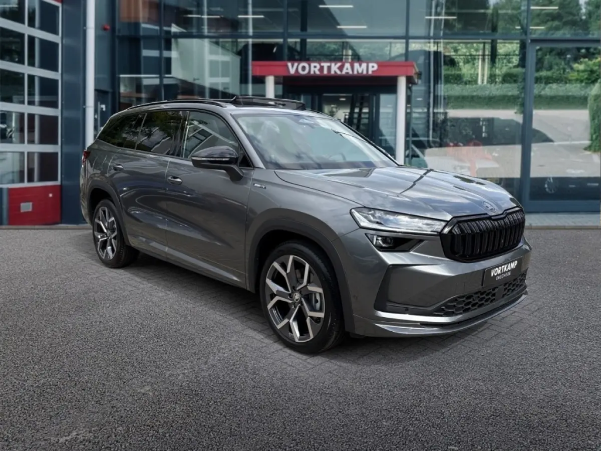 1.5 TSI PHEV SPORTLINE FISCAAL LAAG!! TREKHAAK/20''/PANO-DAK/ELEK-KLEP/ACC/360-CAMERA