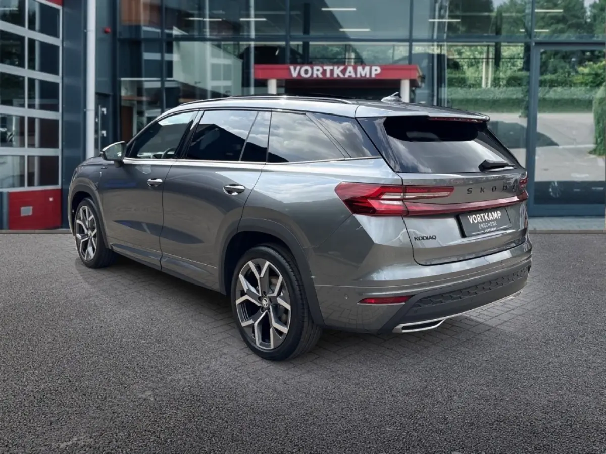 1.5 TSI PHEV SPORTLINE FISCAAL LAAG!! TREKHAAK/20''/PANO-DAK/ELEK-KLEP/ACC/360-CAMERA