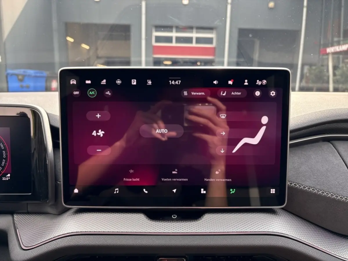 1.5 TSI PHEV SPORTLINE FISCAAL LAAG!! TREKHAAK/20''/PANO-DAK/ELEK-KLEP/ACC/360-CAMERA