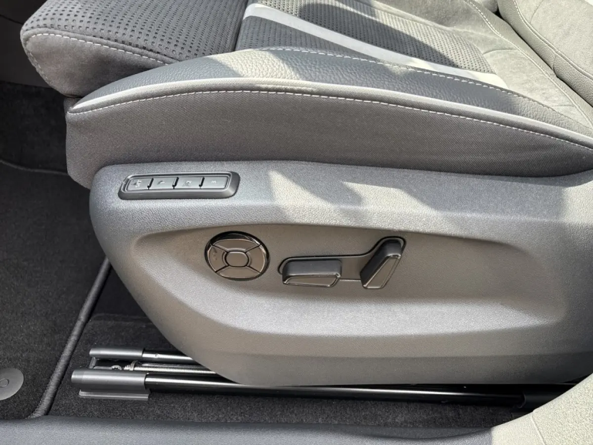 1.5 TSI PHEV SPORTLINE FISCAAL LAAG!! TREKHAAK/20''/PANO-DAK/ELEK-KLEP/ACC/360-CAMERA