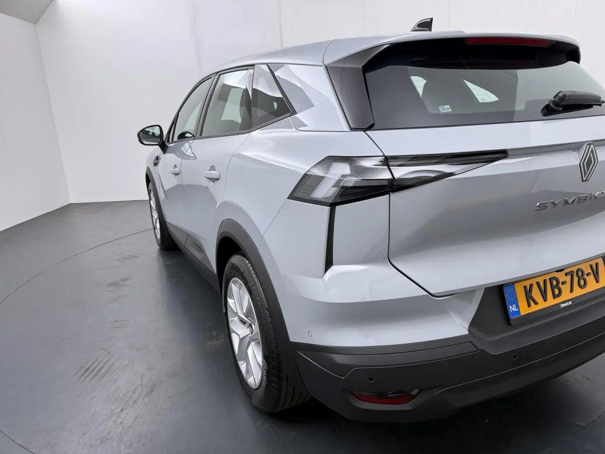 evolution full hybrid E-Tech 160 | pack navigation |