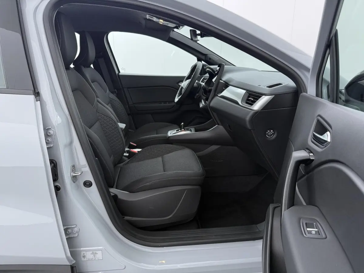 evolution full hybrid E-Tech 160 | pack navigation |