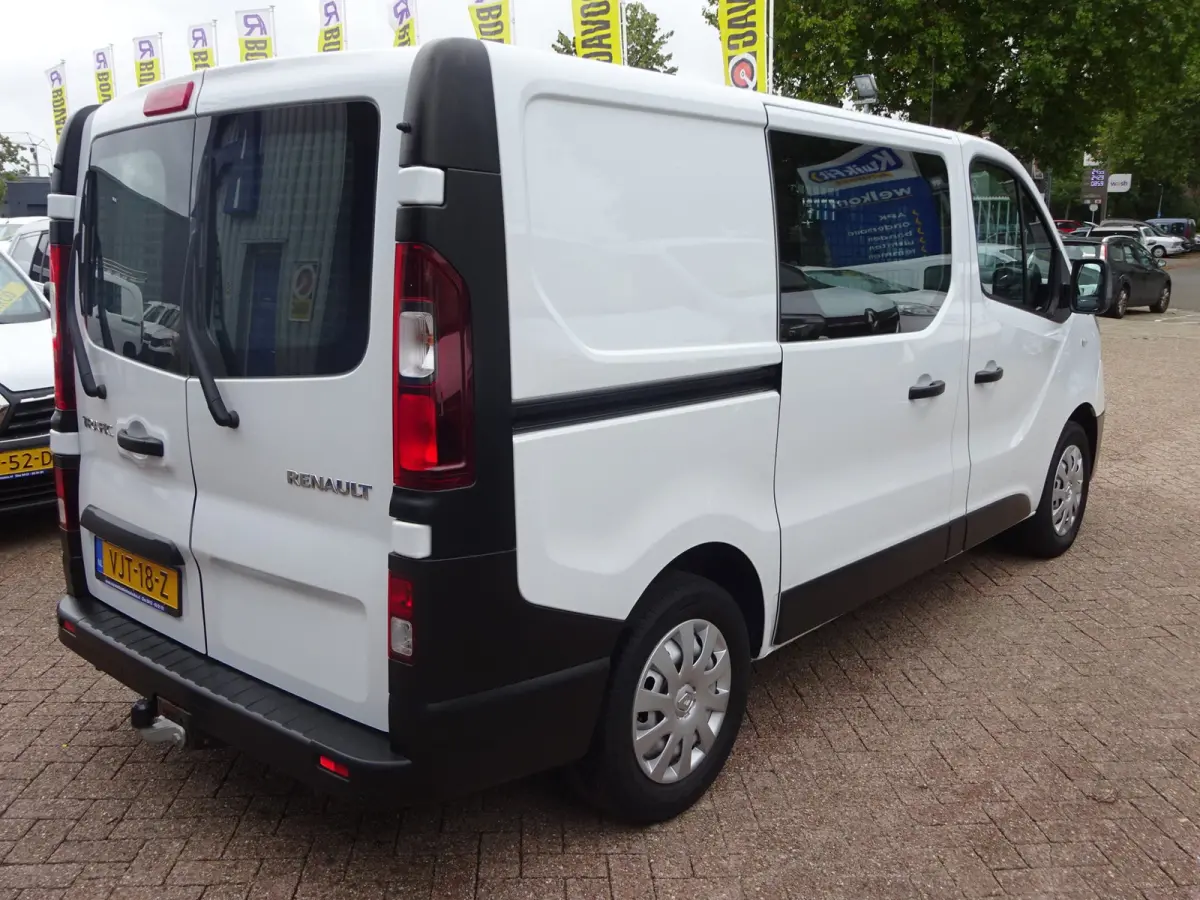 2.0 dCi 120 T29 L1H1 2 x SCHUIFDEUR AIRCO NAVIGATIE CRUISE CONTROL