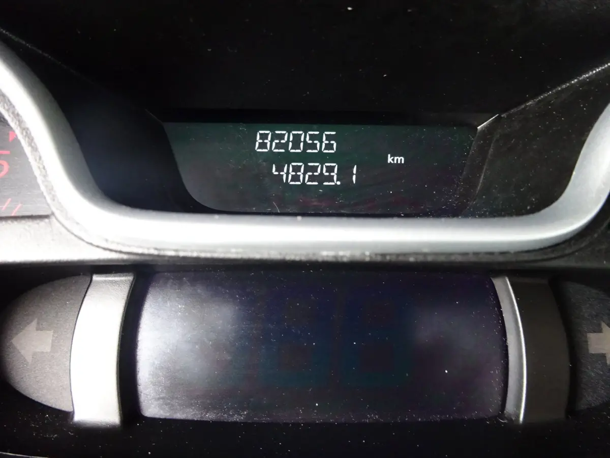 2.0 dCi 120 T29 L1H1 2 x SCHUIFDEUR AIRCO NAVIGATIE CRUISE CONTROL