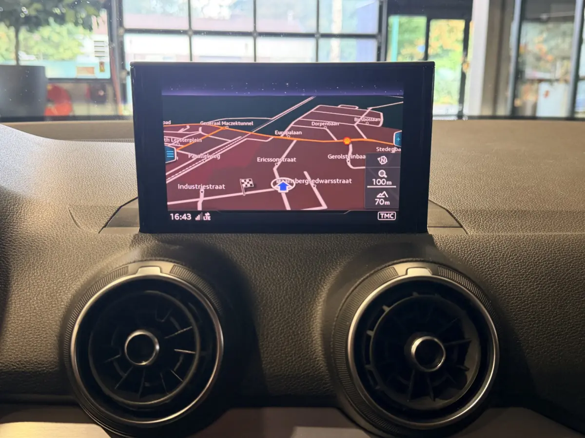 1.4 TFSI CoD limited S-Line Panorama | Half leder | Navigatie | LED