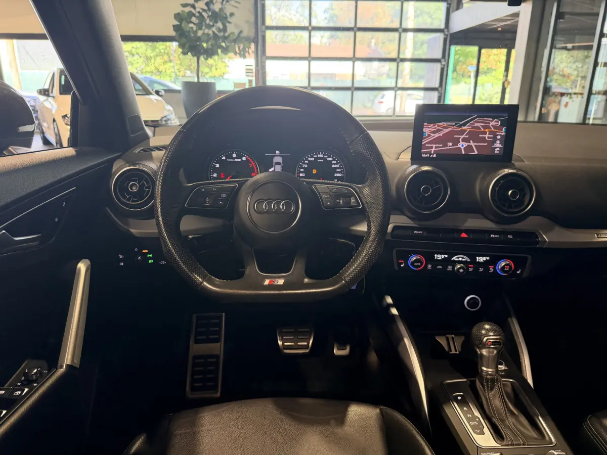 1.4 TFSI CoD limited S-Line Panorama | Half leder | Navigatie | LED