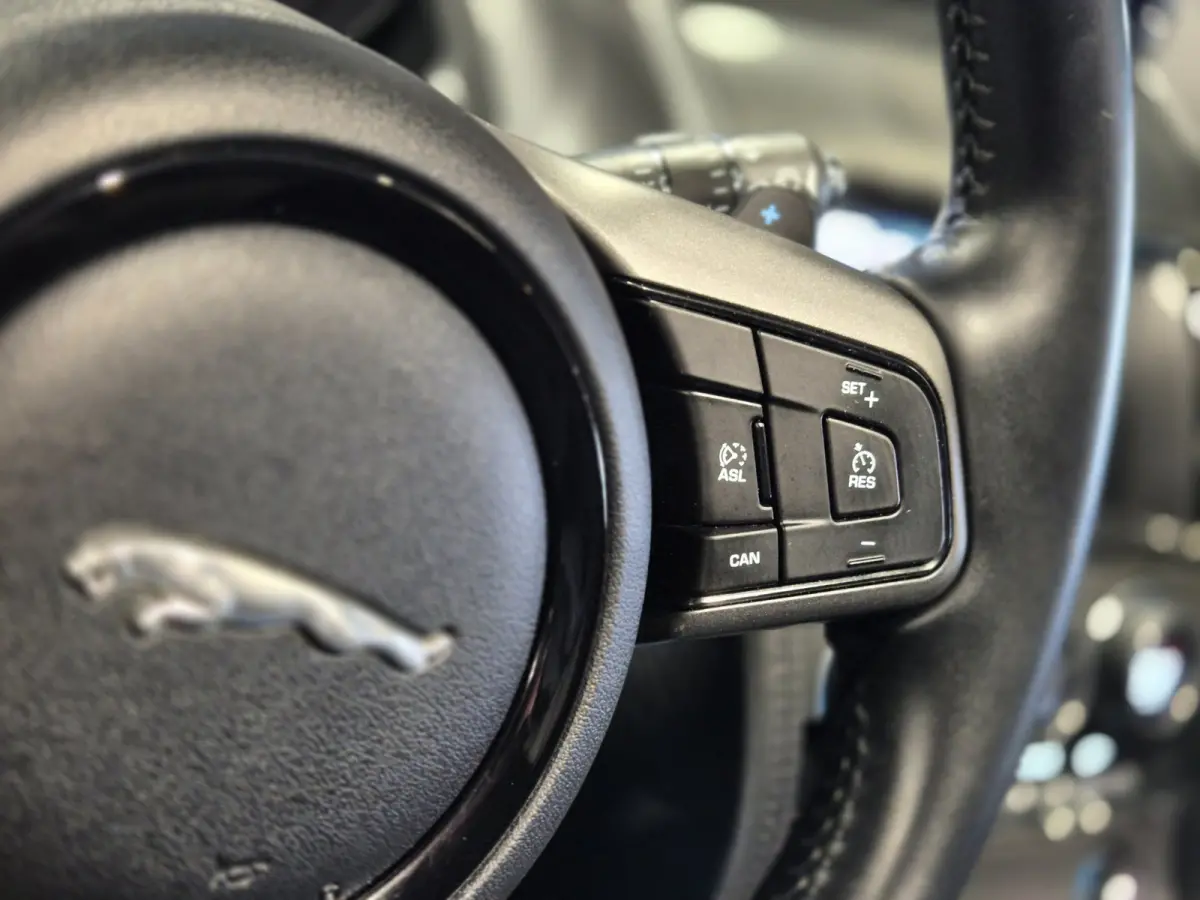 3.0 V6 Camera | Navi | LED-Xenon | Volleder | Sensoren