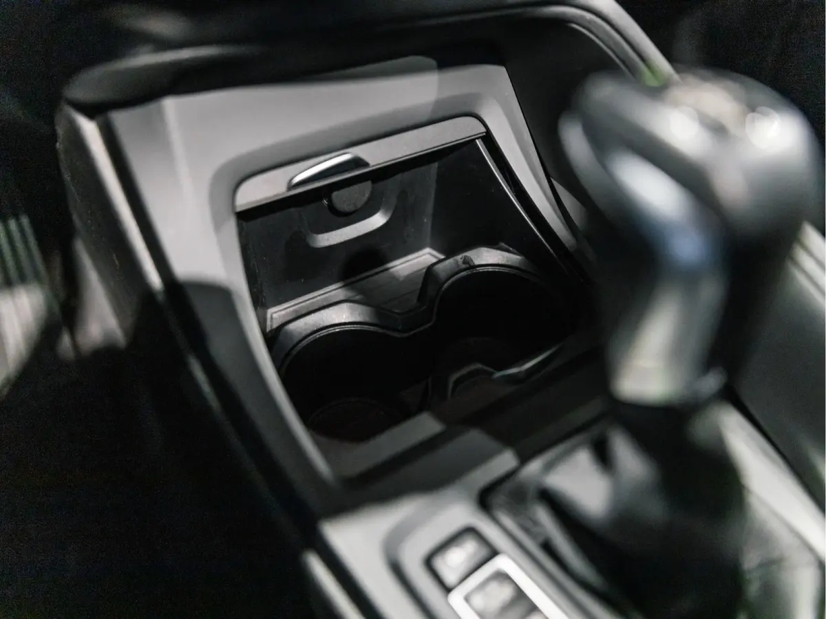 xDrive25e High Executive Sportline | Panorama | Camera | HUD | 4x4 | Stoelverwarming