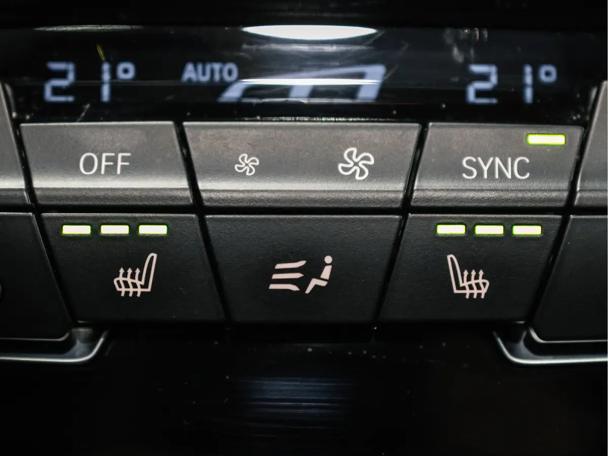 xDrive25e High Executive Sportline | Panorama | Camera | HUD | 4x4 | Stoelverwarming