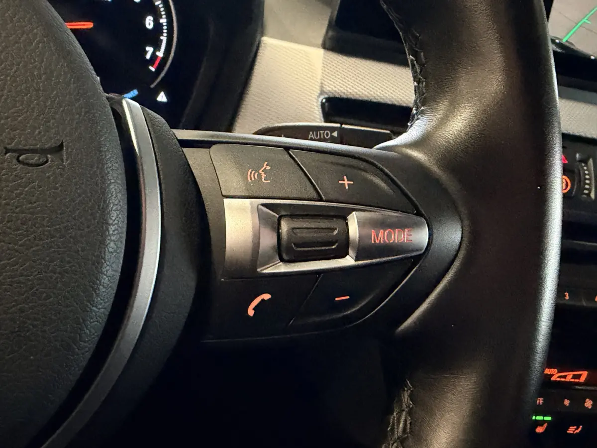 xDrive25e High Executive M-Sport | '19 | Camera | HUD | Electrische stoelen | Carplay