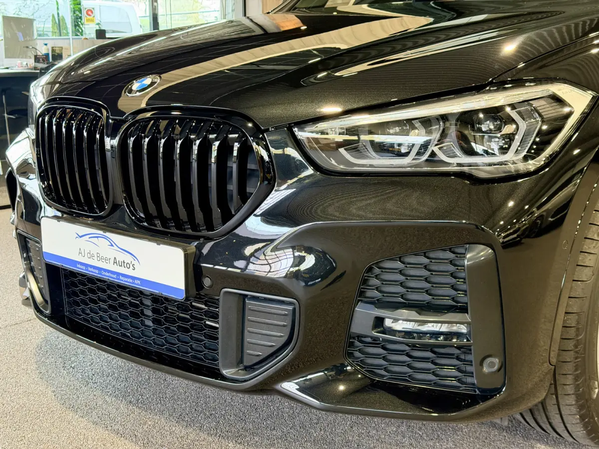 xDrive25e High Executive M-Sport | '19 | Camera | HUD | Electrische stoelen | Carplay