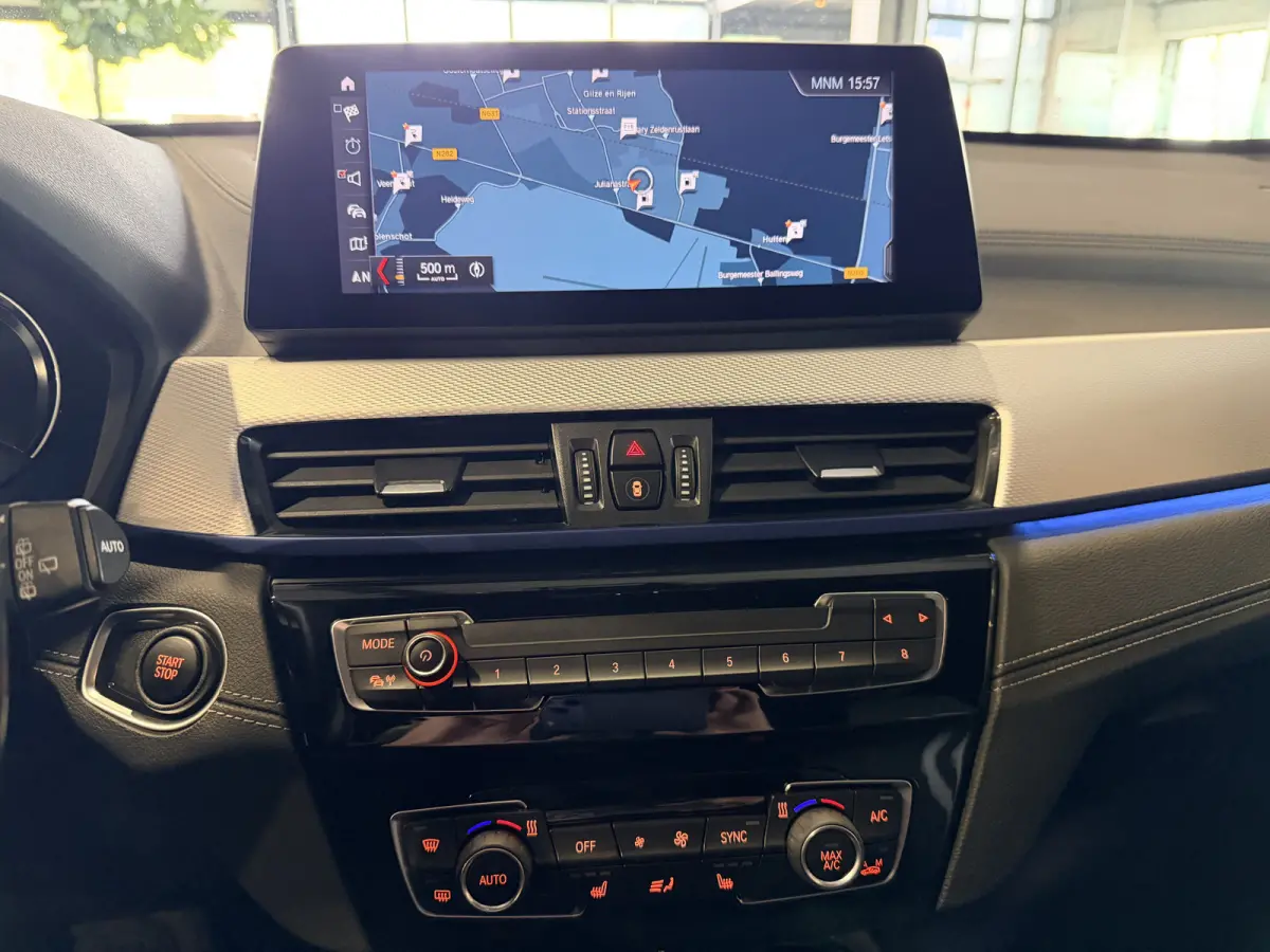 xDrive25e High Executive M-Sport | '19 | Camera | HUD | Electrische stoelen | Carplay