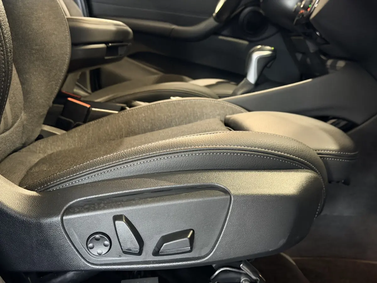 xDrive25e High Executive M-Sport | '19 | Camera | HUD | Electrische stoelen | Carplay