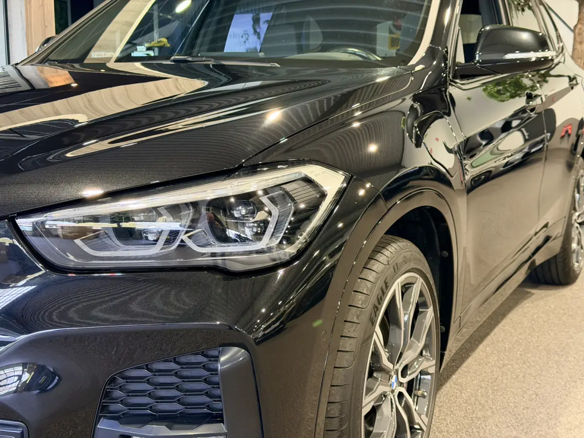xDrive25e High Executive M-Sport | '19 | Camera | HUD | Electrische stoelen | Carplay