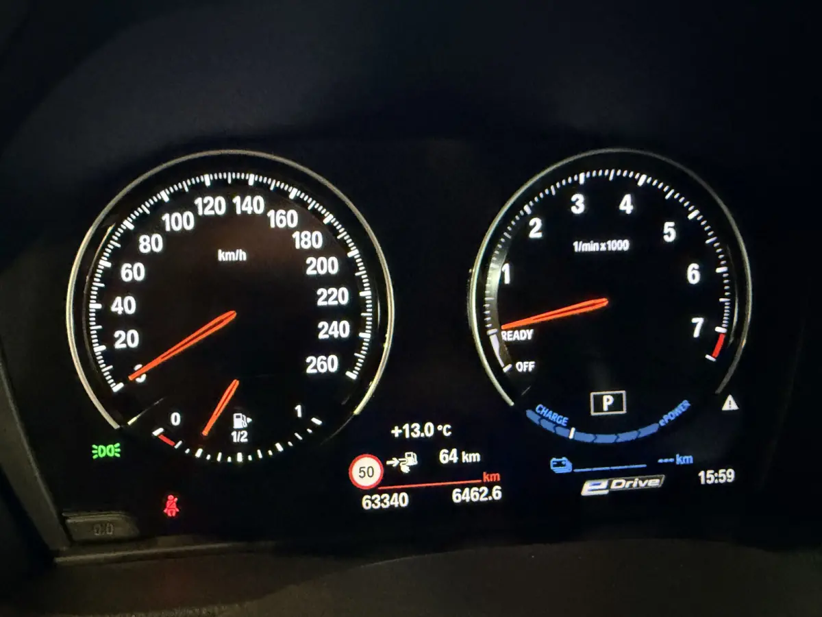 xDrive25e High Executive M-Sport | '19 | Camera | HUD | Electrische stoelen | Carplay