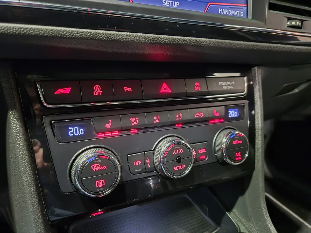 2.0 TSI CUPRA 300 Tuning Stage3 | Alarm klasse3 | 19" | Panorama | LED | Zeer compleet