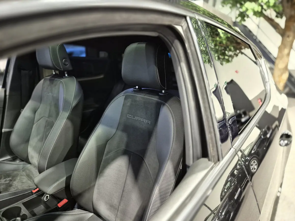 2.0 TSI CUPRA 300 Tuning Stage3 | Alarm klasse3 | 19" | Panorama | LED | Zeer compleet