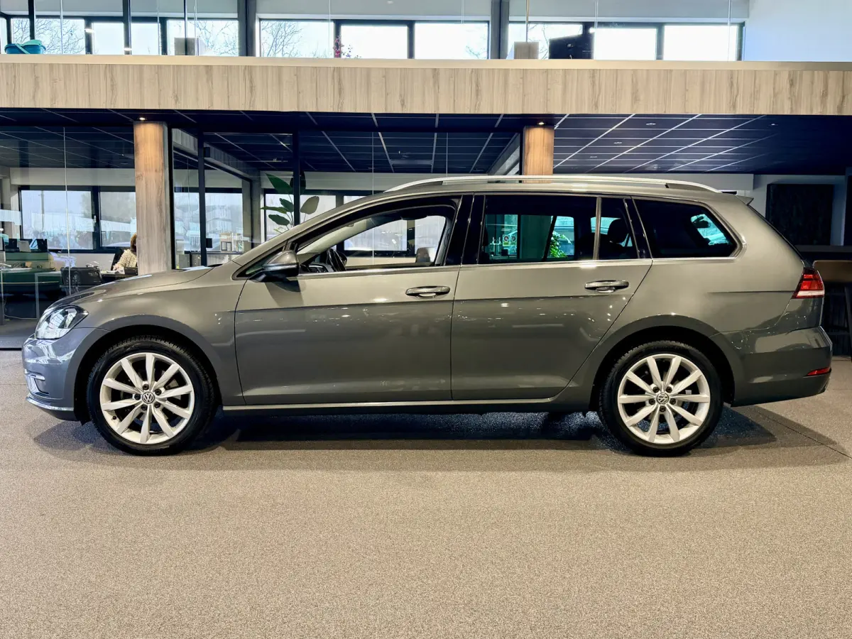 1.0 TSI Highline Virtual | Navigatie | Stoelverwarming | Massage stoelen | Carplay/Android | Cruise control