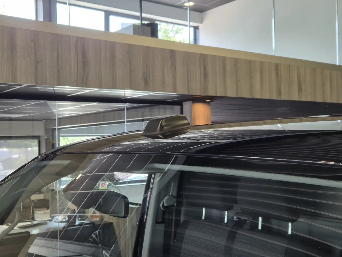2.0 TDI L2H1 3-Zits Navigatie | Sidebars | Cruise